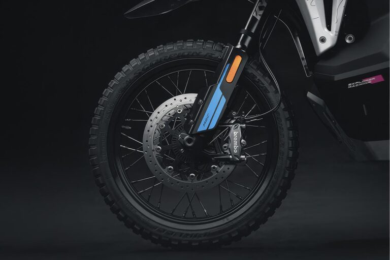 CFMOTO y Brembo sellan una alianza que apunta directo a sus motos más potentes