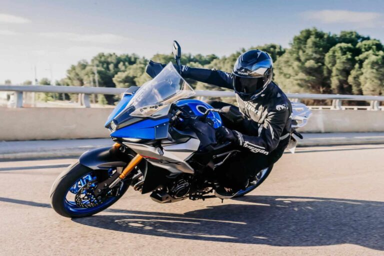Suzuki SV-7 GX: trail con motor V2 al mejor precio