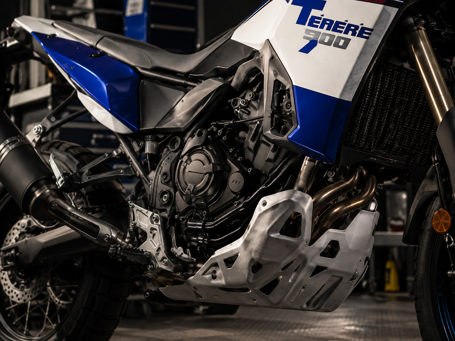 Detalle del motor tricilíndrico CP3 de la Yamaha Ténéré 900